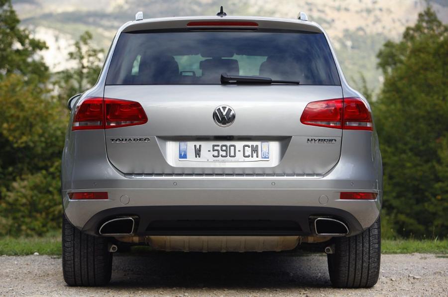  Volkswagen Touareg Hybrid 2011 года  (фото 5 из 49)